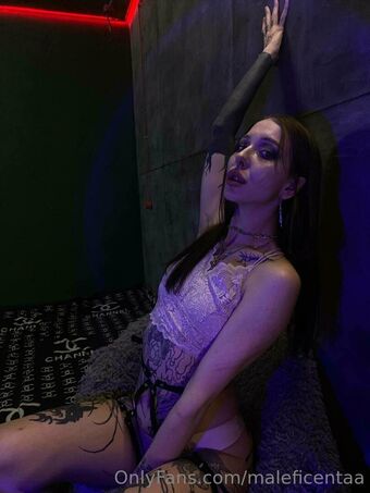 maleficentaa Fotografii Nud Scurse OnlyFans 47