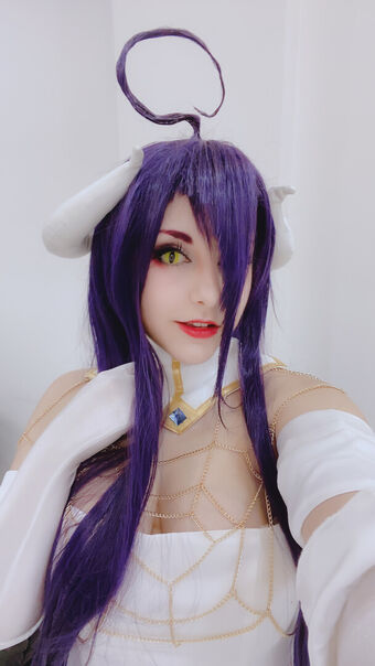 Marcelline Cos