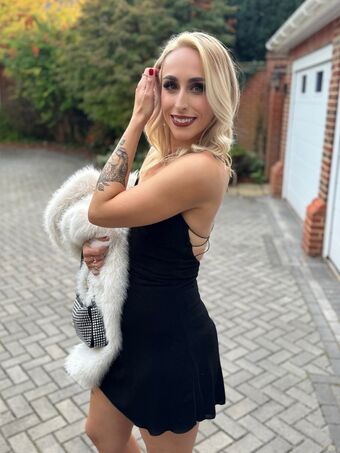 Marisa Rodriguez Singer Fotografii Nud Scurse OnlyFans 20