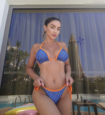 Maya berovic Fotografii Nud Scurse OnlyFans 15