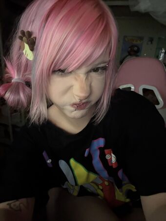 maychutv Fotografii Nud Scurse OnlyFans 1
