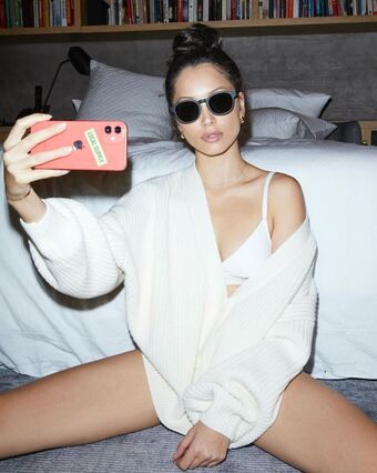 Melanie Jarnson Fotografii Nud Scurse OnlyFans 2