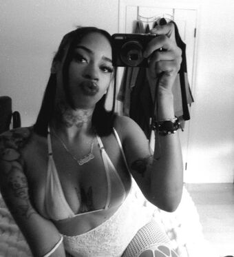 Melaniericchhh Fotografii Nud Scurse OnlyFans 6