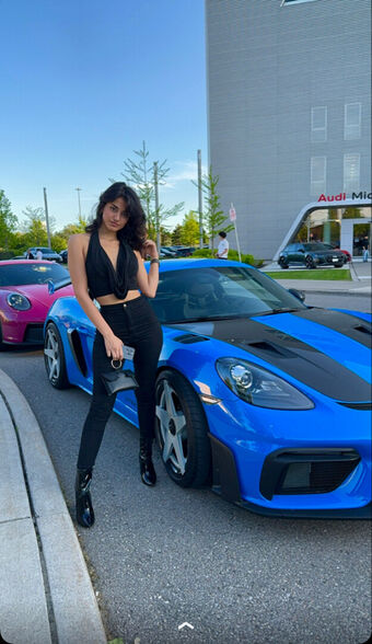 Melody Oz