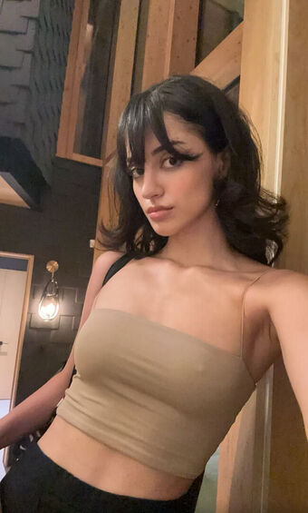 Melody Oz