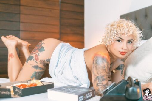 miachava Fotografii Nud Scurse OnlyFans 69
