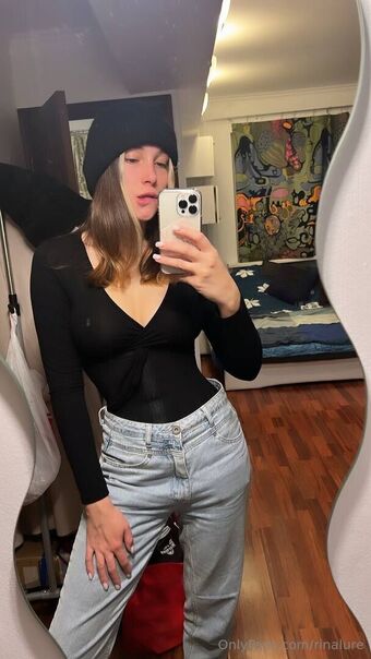 mialure Fotografii Nud Scurse OnlyFans 7