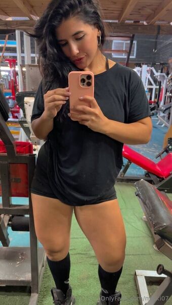 micki07 Fotografii Nud Scurse OnlyFans 17