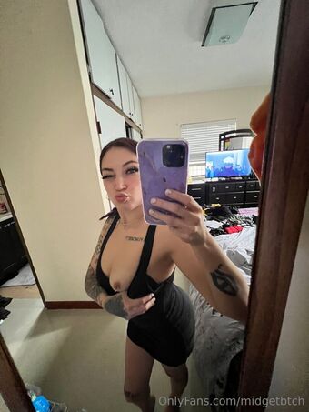midgetbtch Fotografii Nud Scurse OnlyFans 31