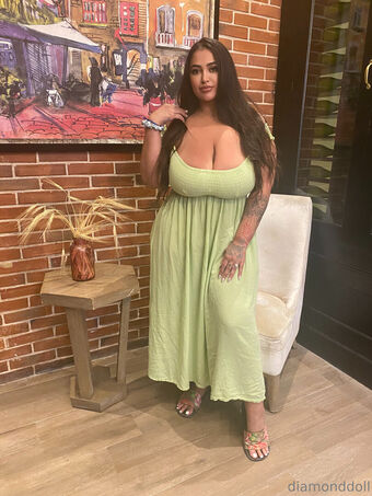 Miss Diamond Doll Fotografii Nud Scurse OnlyFans 24