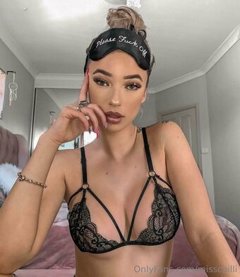misschilli Fotografii Nud Scurse OnlyFans 2