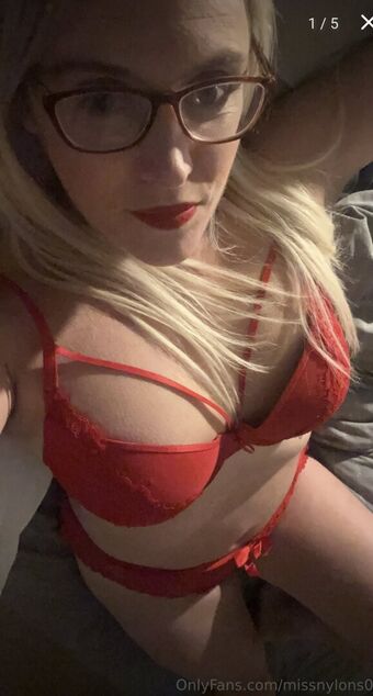 Missnylons07 Fotografii Nud Scurse OnlyFans 5