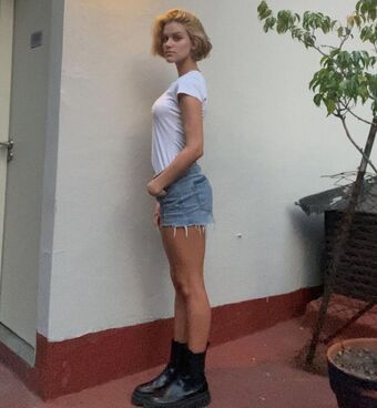 missrogb Fotografii Nud Scurse OnlyFans 10