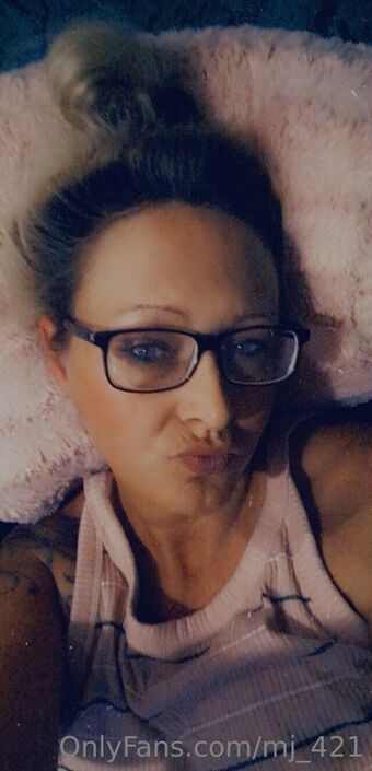 mj_421 Fotografii Nud Scurse OnlyFans 1