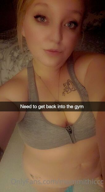 mommithiccc Fotografii Nud Scurse OnlyFans 9