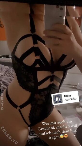 monaa.040 Fotografii Nud Scurse OnlyFans 8