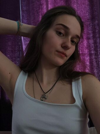 Monadail Fotografii Nud Scurse OnlyFans 6