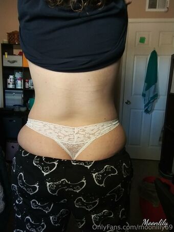 moonlily69