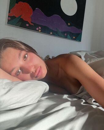 morelimelich Fotografii Nud Scurse OnlyFans 24