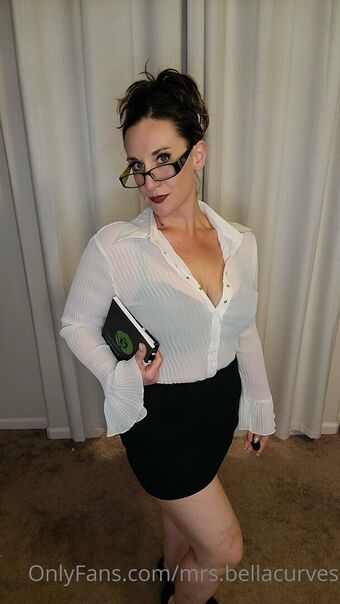 mrs.bellacurves Fotografii Nud Scurse OnlyFans 10