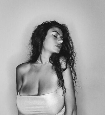 Mrs. Prim Fotografii Nud Scurse OnlyFans 93
