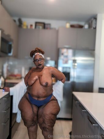 ms.thickerthan Fotografii Nud Scurse OnlyFans 20