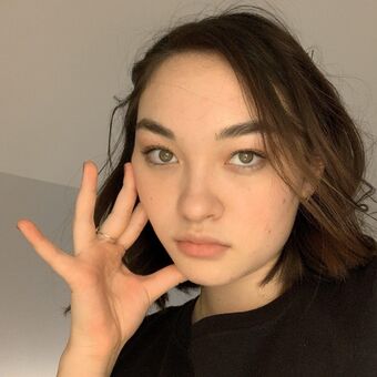 Mxmtoon Fotografii Nud Scurse OnlyFans 35