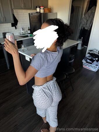 myamissrose Fotografii Nud Scurse OnlyFans 1