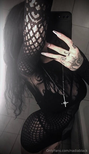 nadiablack Fotografii Nud Scurse OnlyFans 10