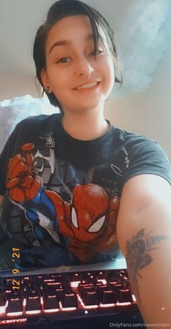 naomistarr