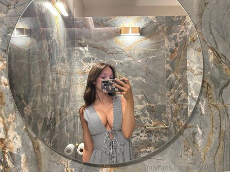 natalielevinx