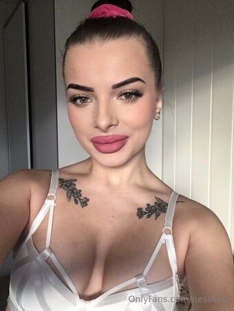 nesskab Fotografii Nud Scurse OnlyFans 29