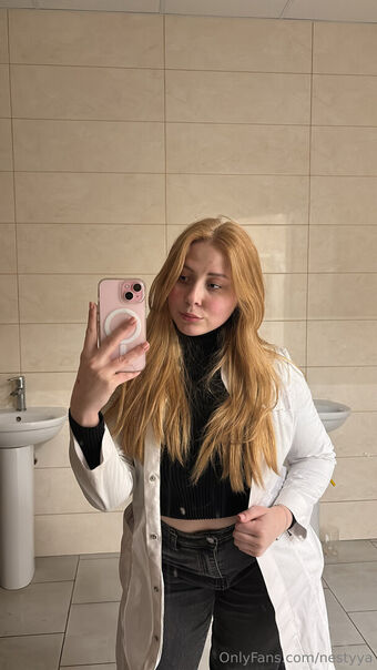 nestyya Fotografii Nud Scurse OnlyFans 4