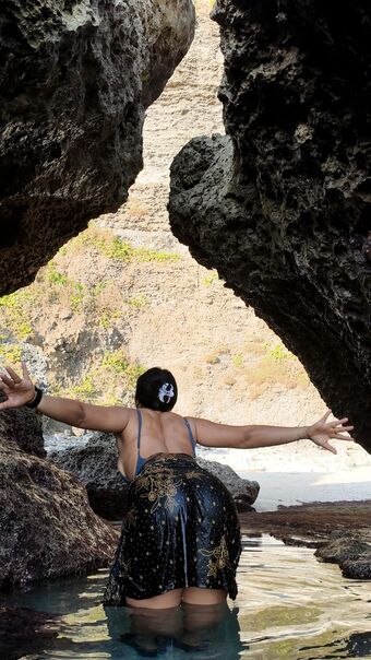 Ni Made Rusmi Fotografii Nud Scurse OnlyFans 6