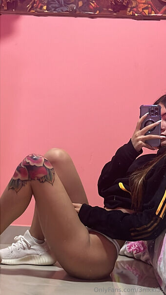 _nickyshy