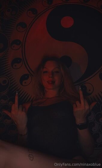 ninaxoblue Fotografii Nud Scurse OnlyFans 10