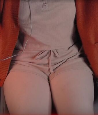 Nixi Asmr Fotografii Nud Scurse OnlyFans 4