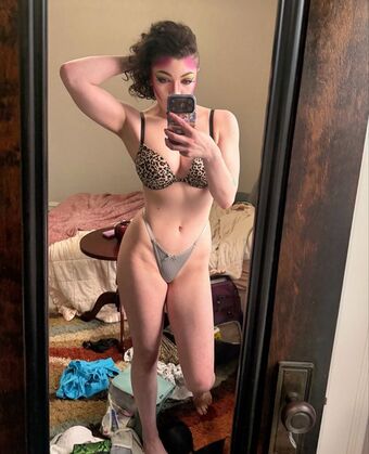 Nixi XS Fotografii Nud Scurse OnlyFans 22