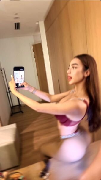 Nurlynnazureen Fotografii Nud Scurse OnlyFans 57