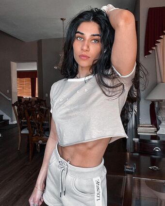 Nylawho Fotografii Nud Scurse OnlyFans 1