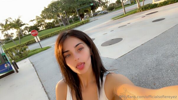 officialsofiereyez Fotografii Nud Scurse OnlyFans 3