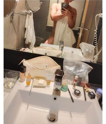 Olly Esse Fotografii Nud Scurse OnlyFans 17