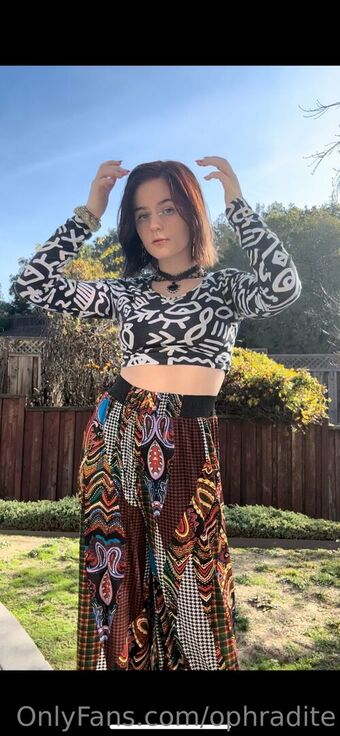 ophradite Fotografii Nud Scurse OnlyFans 10