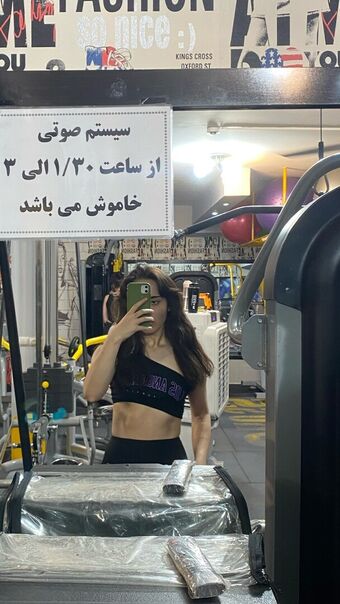 Persian Fotografii Nud Scurse OnlyFans 65