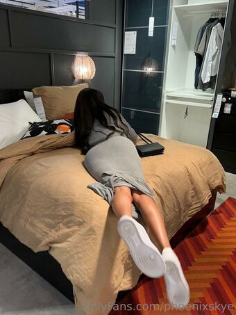 phoenixskye Fotografii Nud Scurse OnlyFans 29