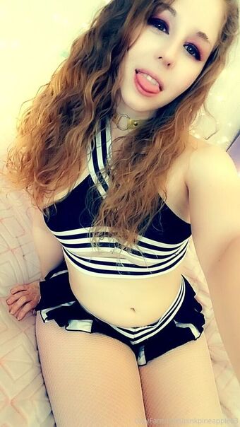 pinkpineapple63 Fotografii Nud Scurse OnlyFans 17