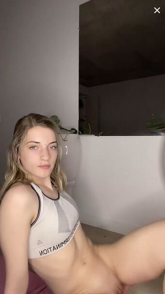 pixienicky Fotografii Nud Scurse OnlyFans 30