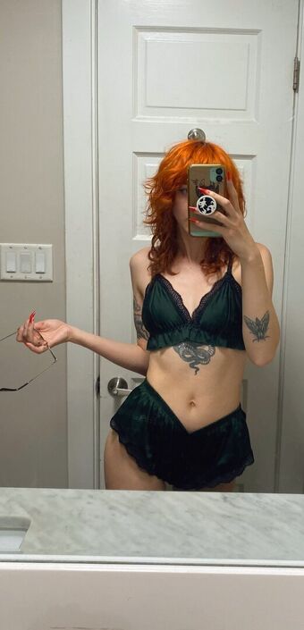 Pleasequietdown Fotografii Nud Scurse OnlyFans 39