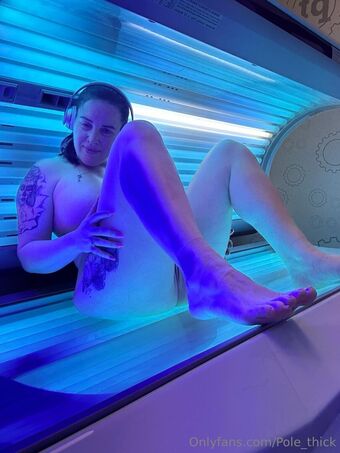 pole_thick Fotografii Nud Scurse OnlyFans 6