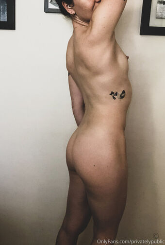 privatelypublic Fotografii Nud Scurse OnlyFans 17